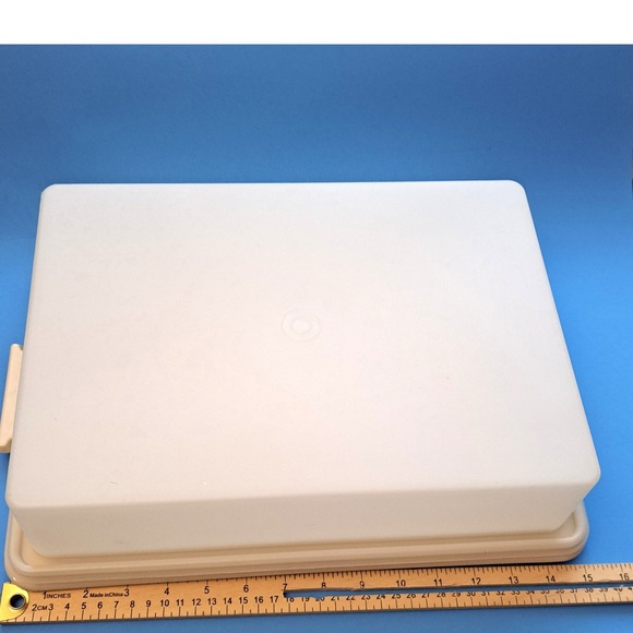 Tupperware Cake Taker Carrier Server Square Beige Vintage Party Picnic Container - Picture 10 of 11